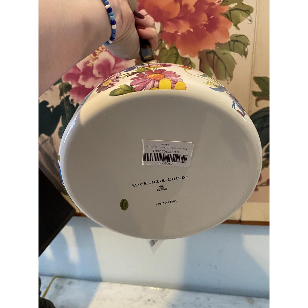 MacKenzie-Childs Flower Market 2 Qt Tea Kettle White Enamel Floral Kitchen Decor - Picture 3 of 4